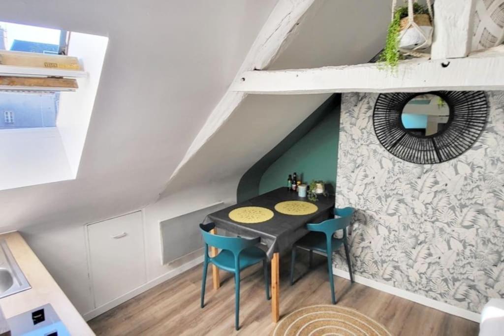 La Cabane - Petit Studio Mansarde - Plage 50M - Rue Gratuite サン・マロ エクステリア 写真